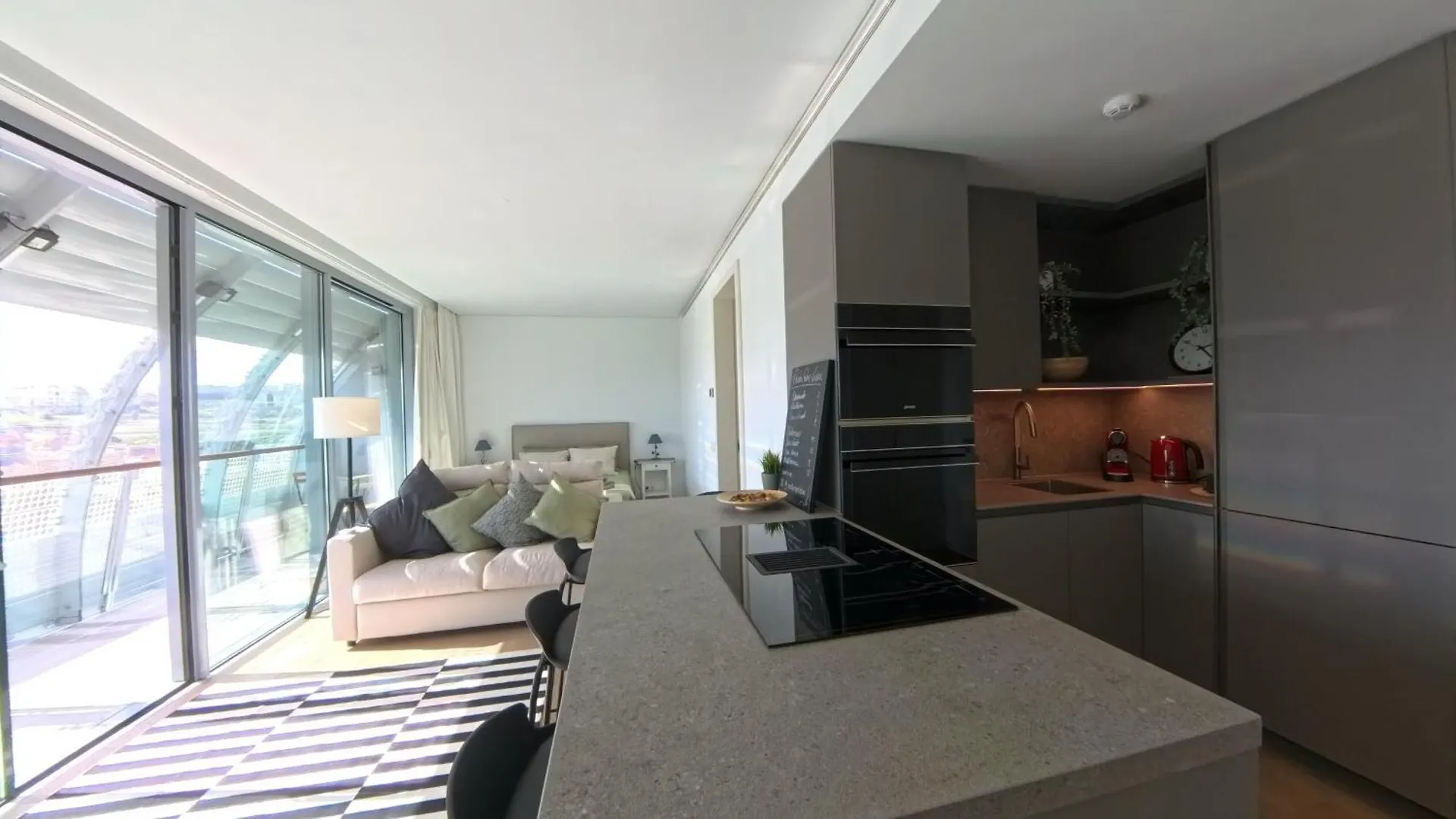 Prv Lisbon By Lysm Group 아파트 포르투갈
