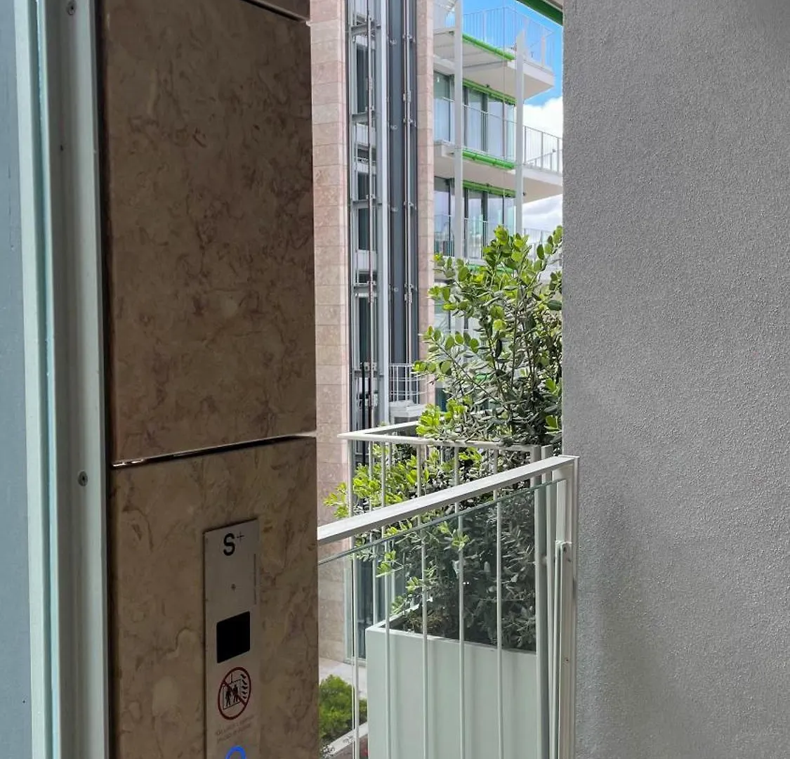 Prv Lisbon By Lysm Group 아파트